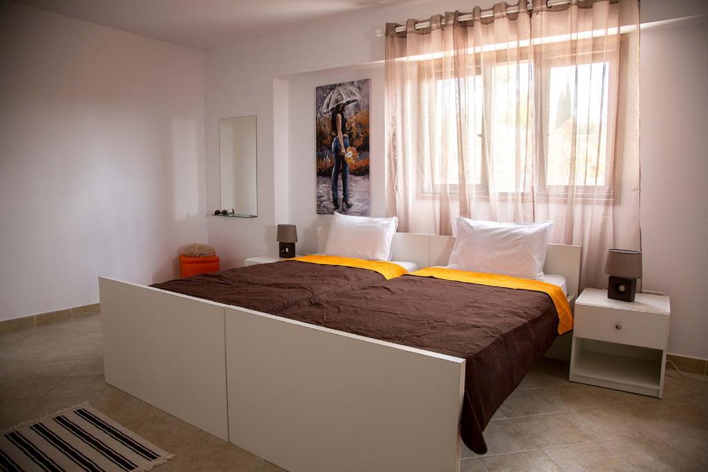 Coral Bay Sunkiss Villa Extérieur photo