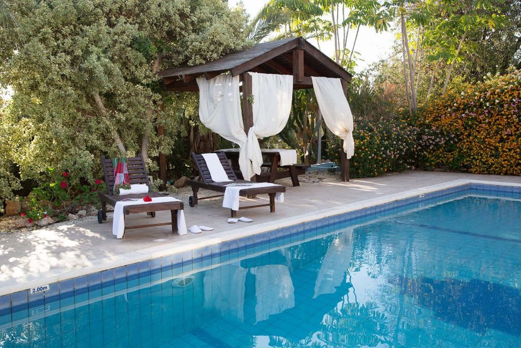 Coral Bay Sunkiss Villa Extérieur photo