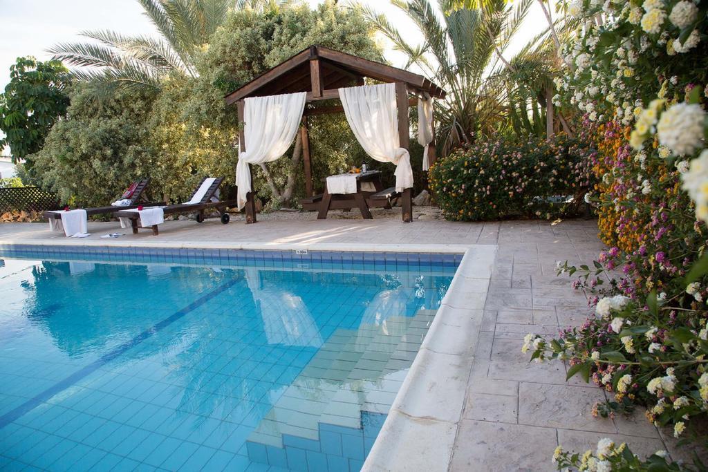 Coral Bay Sunkiss Villa Extérieur photo