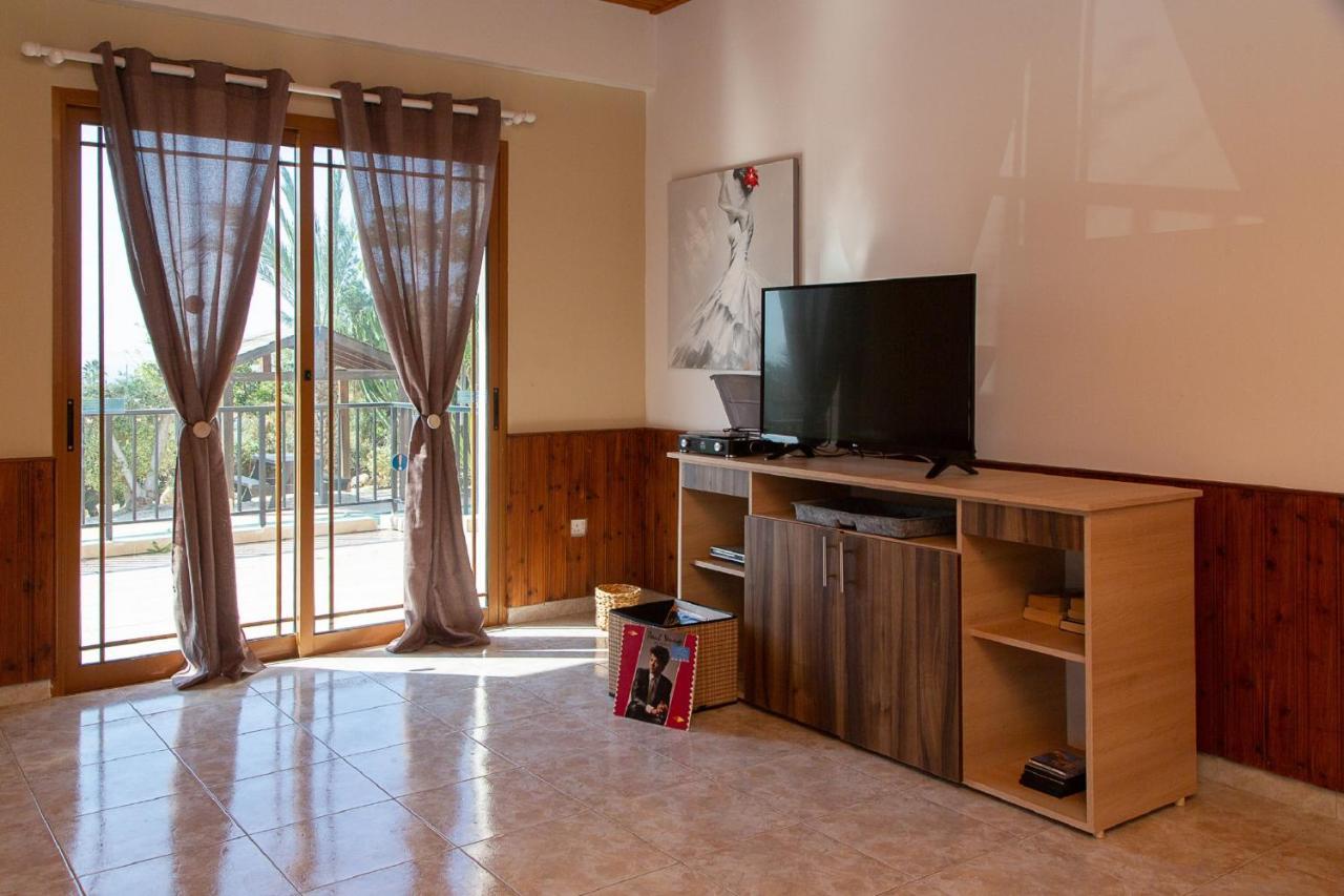 Coral Bay Sunkiss Villa Extérieur photo