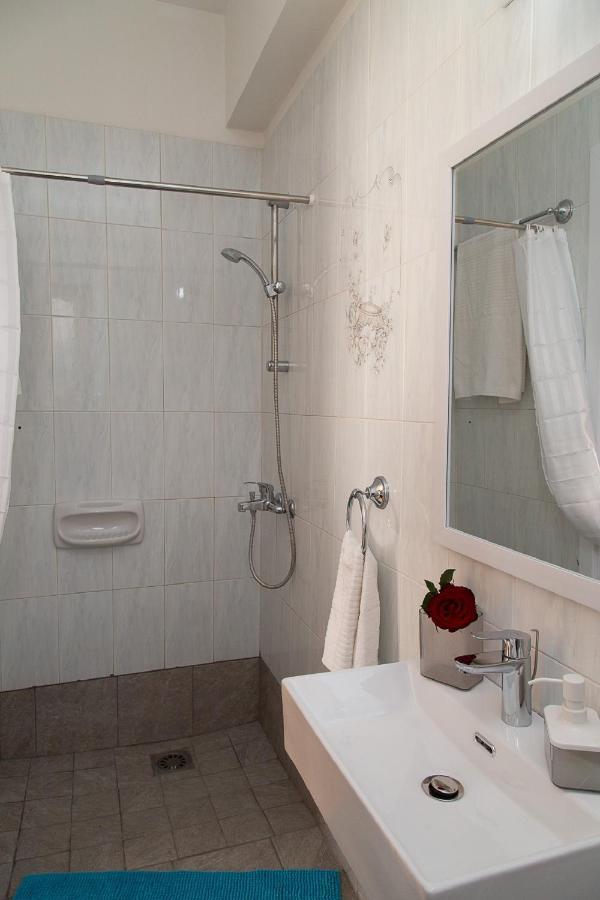 Coral Bay Sunkiss Villa Extérieur photo